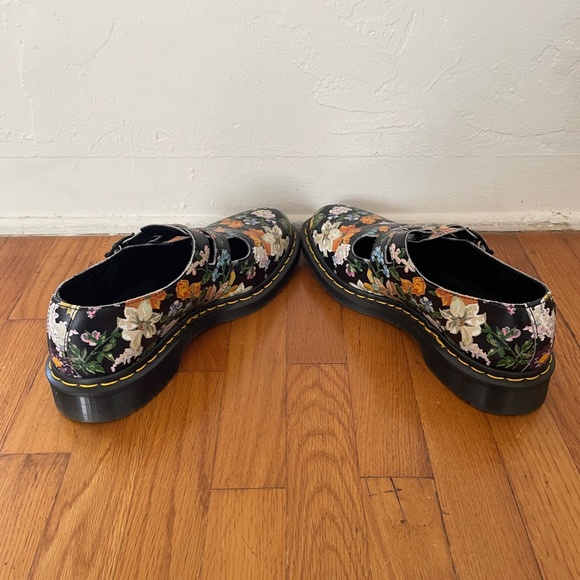 Dr. Martens Women's 8065 Darcy Floral Mary Jane Flat - Picture 4 of 6